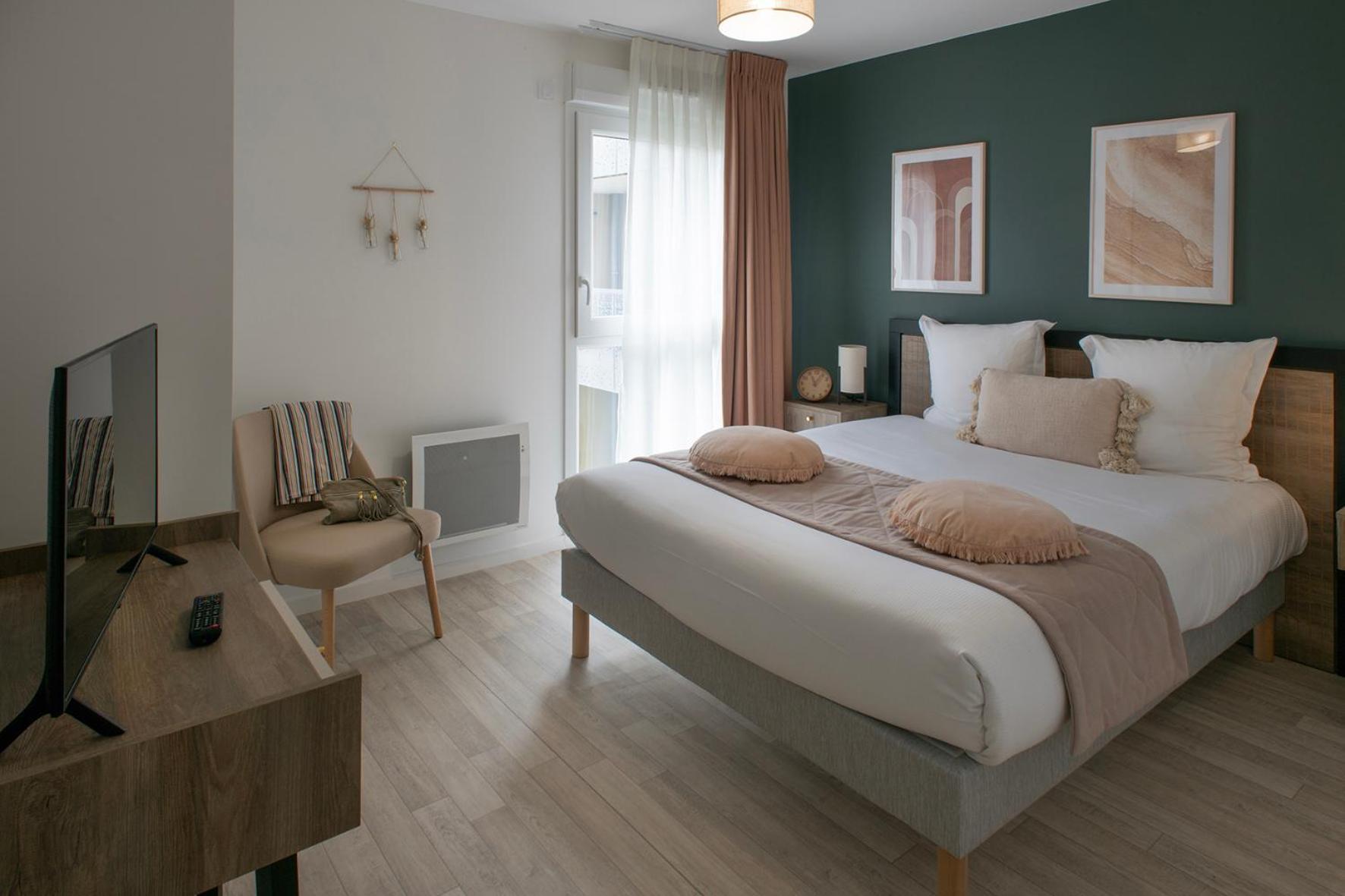 Residence Services Seniors - Domitys Les Jardins D'Ahna Динан Экстерьер фото