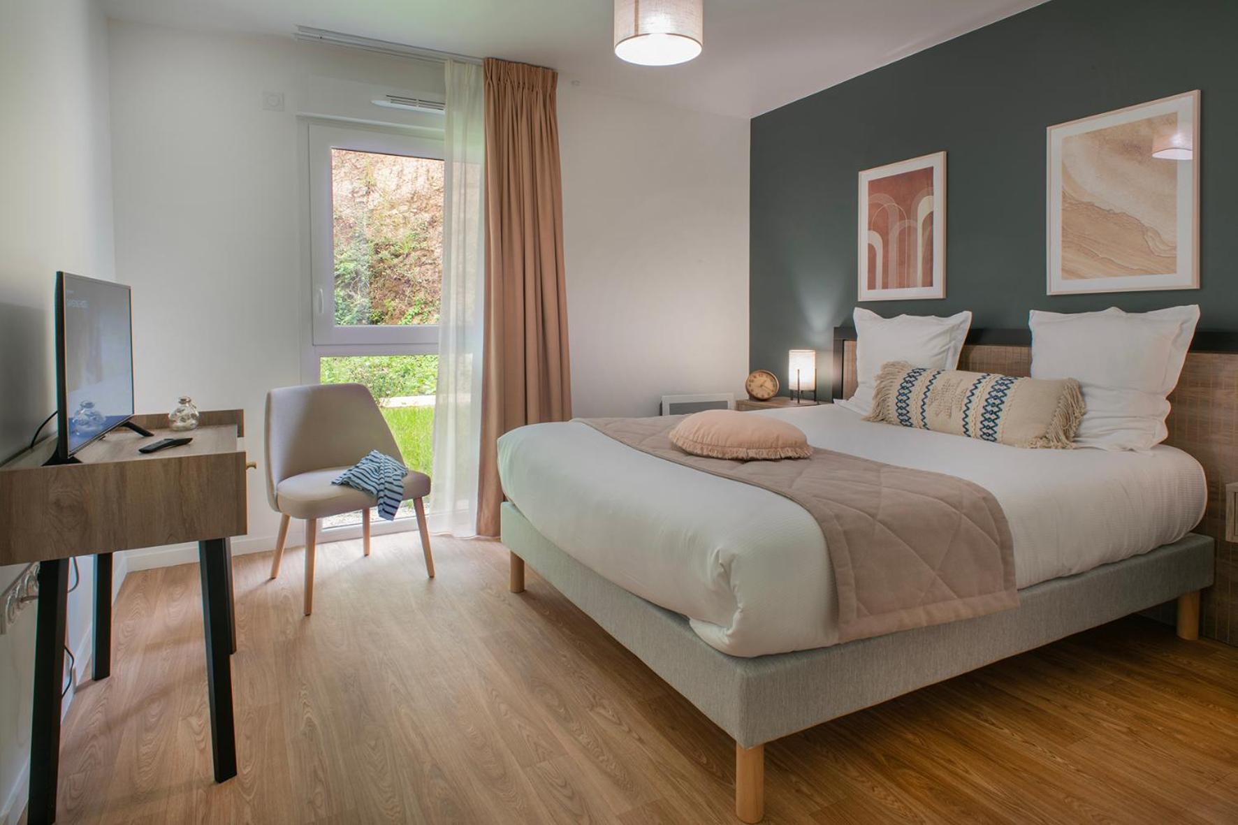 Residence Services Seniors - Domitys Les Jardins D'Ahna Динан Экстерьер фото