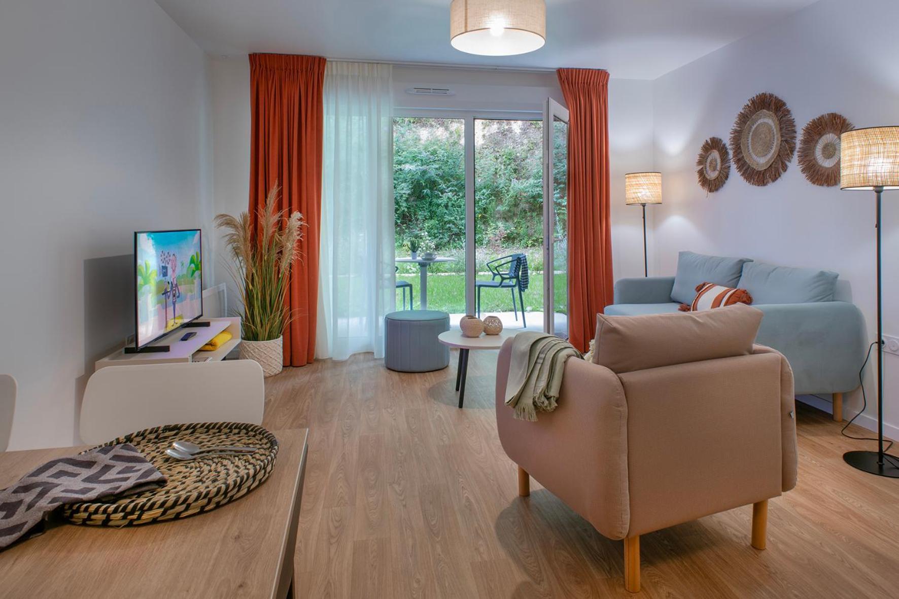 Residence Services Seniors - Domitys Les Jardins D'Ahna Динан Экстерьер фото